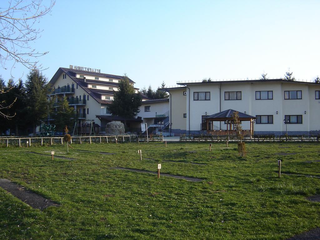 Hotel La Fattoria Camigliatello Silano Esterno foto