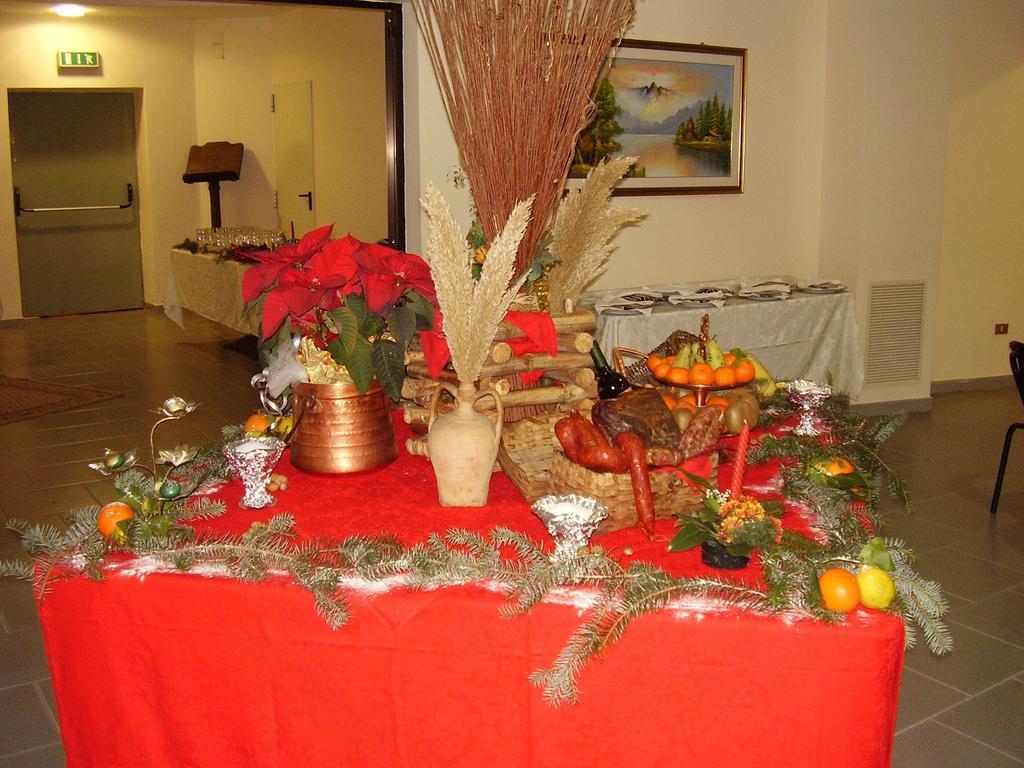 Hotel La Fattoria Camigliatello Silano Esterno foto